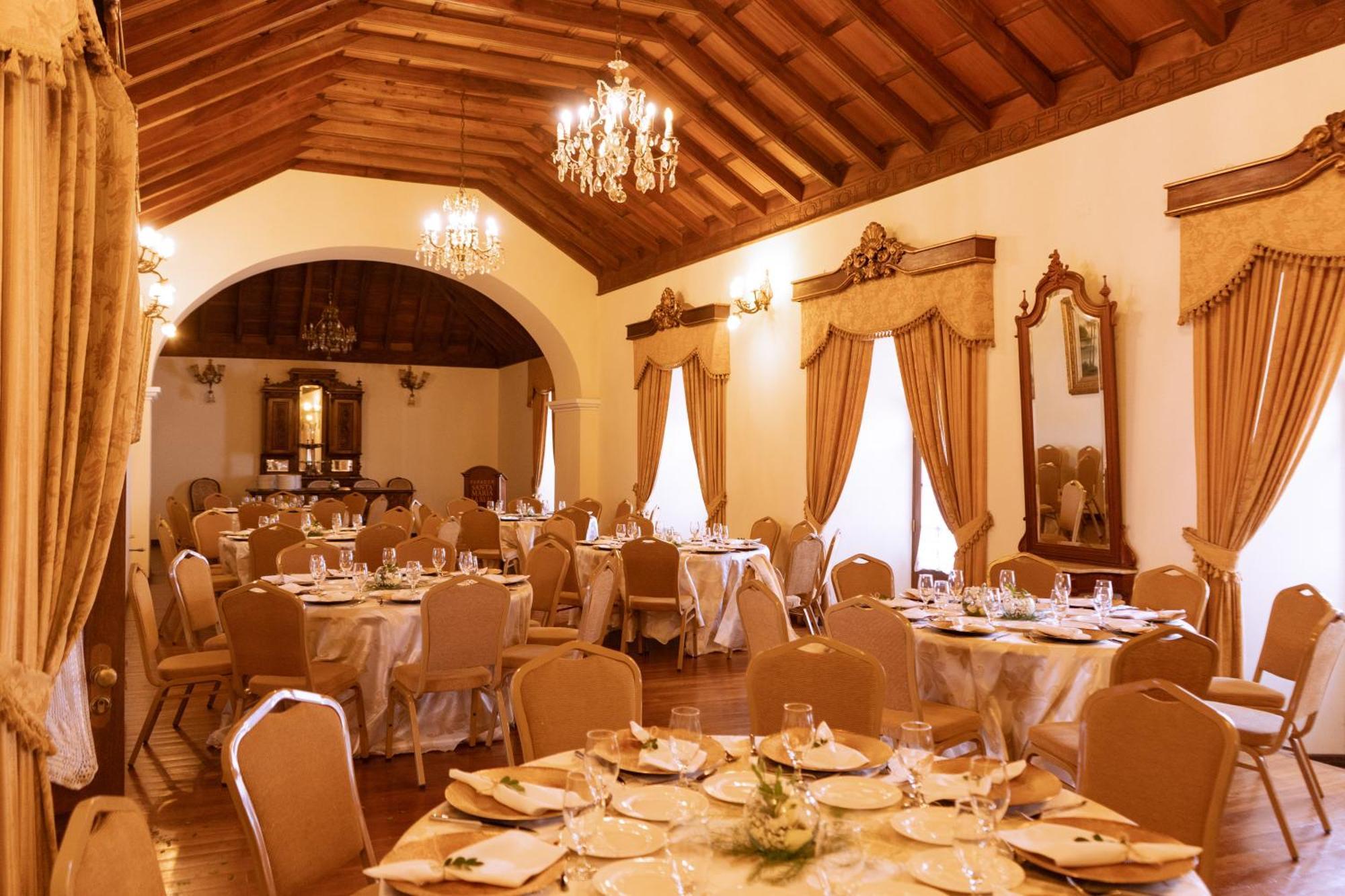 Parador Santa Maria La Real Sucre Esterno foto