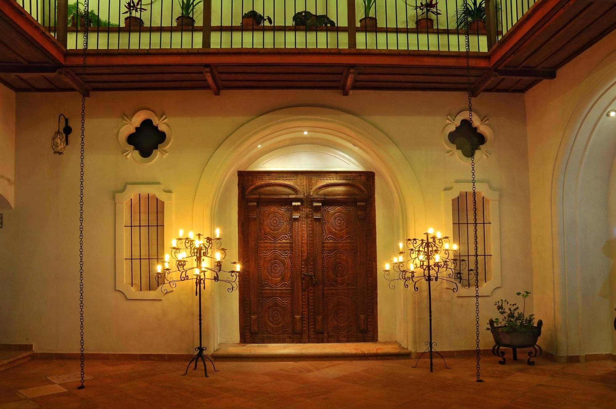Parador Santa Maria La Real Sucre Esterno foto
